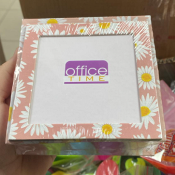 GLOBOX 3474 OFFİCE TİME PAPATYA DESENLİ KÜP BLOKNOT 9X9CM *k
