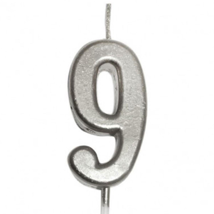 KÜÇÜK BOY 9 RAKAM GÜMÜŞ MUM 8CM KÜÇÜK BOY 9 RAKAM GÜMÜŞ MUM 8CM
