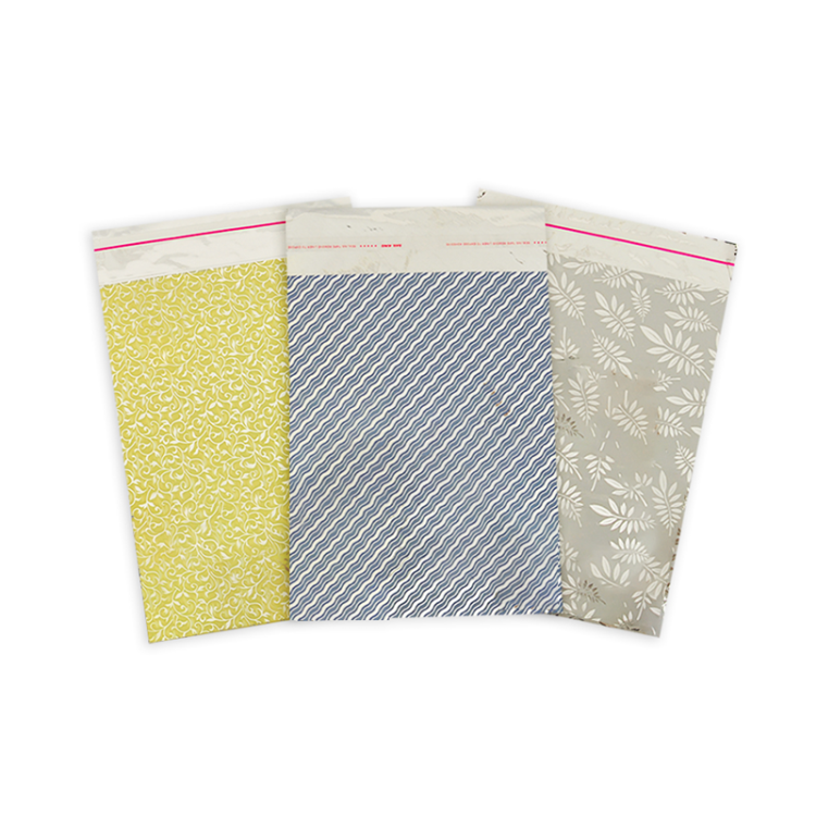 Metalize Poşet 100lü 17x25 Desenli Metalize Poşet 100lü 17x25 Desenli