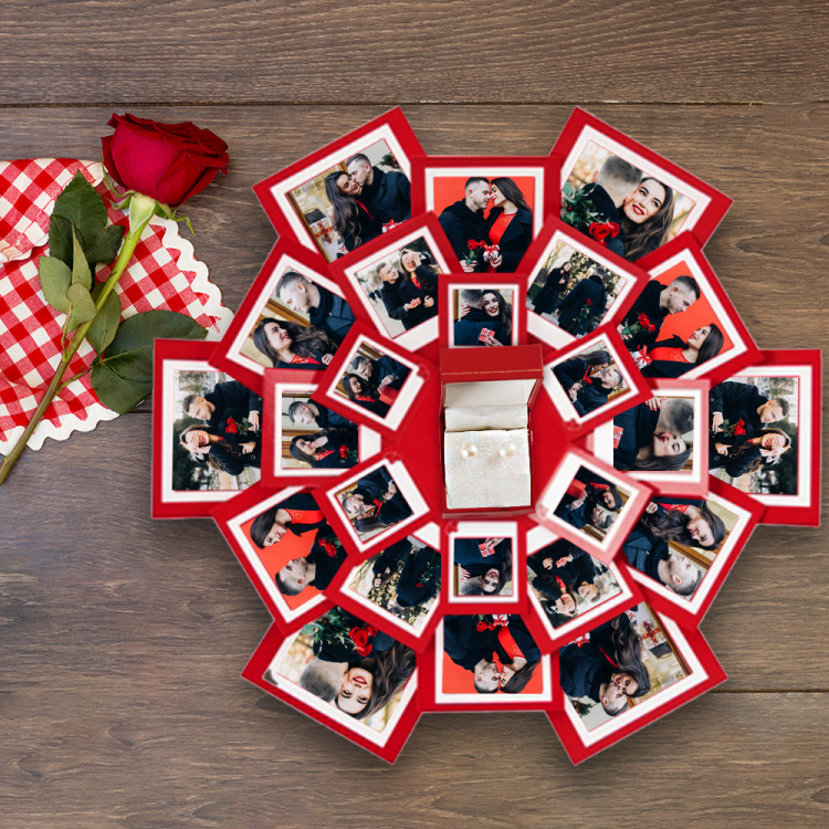 Patlayan Fotoğraf Kutusu Kırmızı