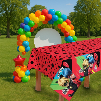 Miraculous Super Heroez Masa Örtüsü 120x180cm 30 m Miraculous Super Heroez Masa Örtüsü 120x180cm 30 m