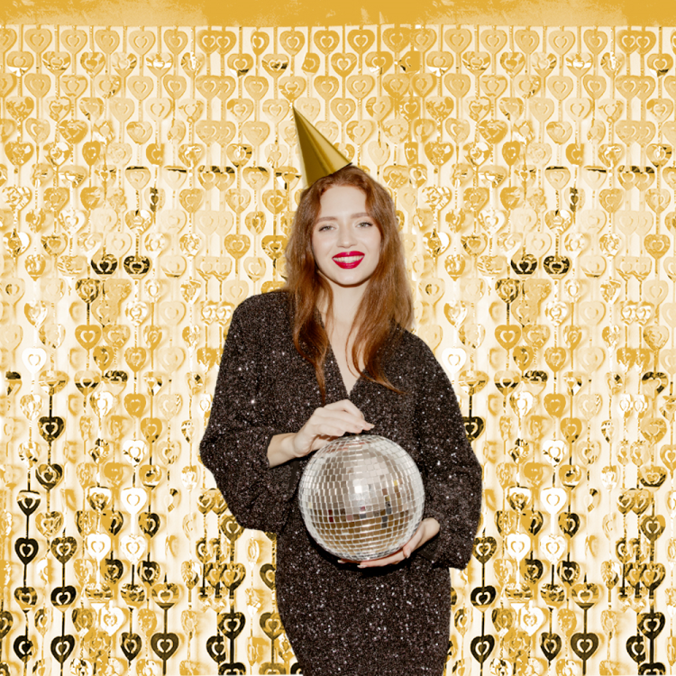 Metalize Kalp Arka Fon 100x200cm -Altın- Metalize Kalp Arka Fon 100x200cm -Altın-