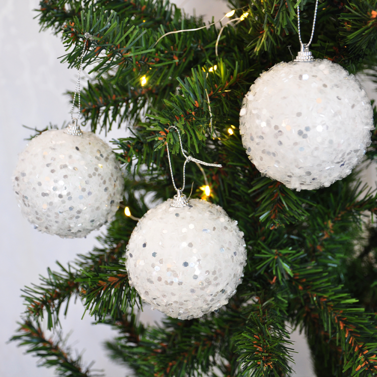 8cm Lüks Ağaç Süsleri 3lü -Beyaz- 8cm Lüks Ağaç Süsleri 3lü -Beyaz-