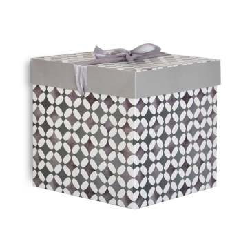 Doğum Günü Temalı DIY Hediye Kutusu 15x15cm Doğum Günü Temalı DIY Hediye Kutusu 15x15cm