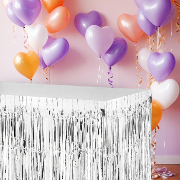 Metalize Masa Eteği -Gümüş- Metalize Masa Eteği -Gümüş-