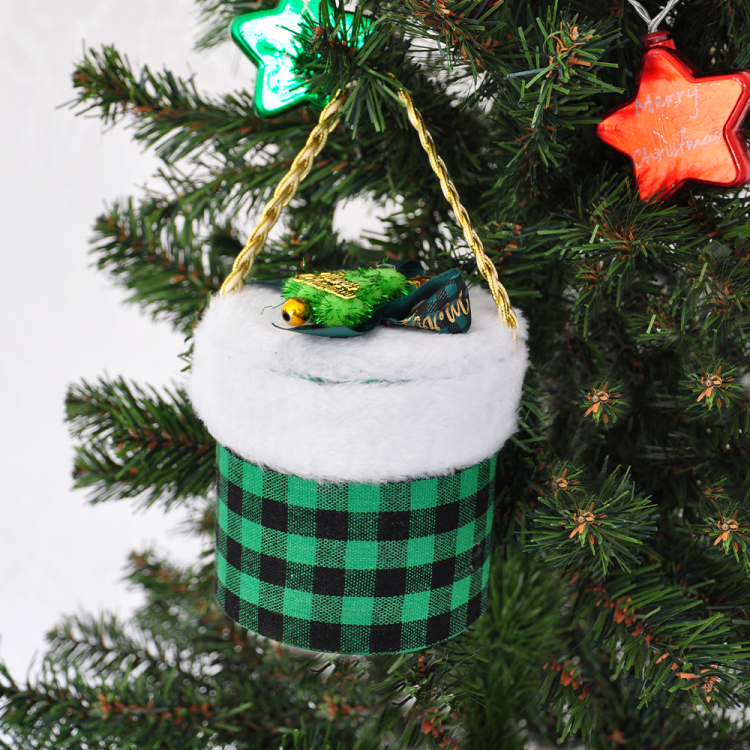 Yılbaşı Ağaç Süsü -Süslü Süpriz Kutusu- Yılbaşı Ağaç Süsü -Süslü Süpriz Kutusu-