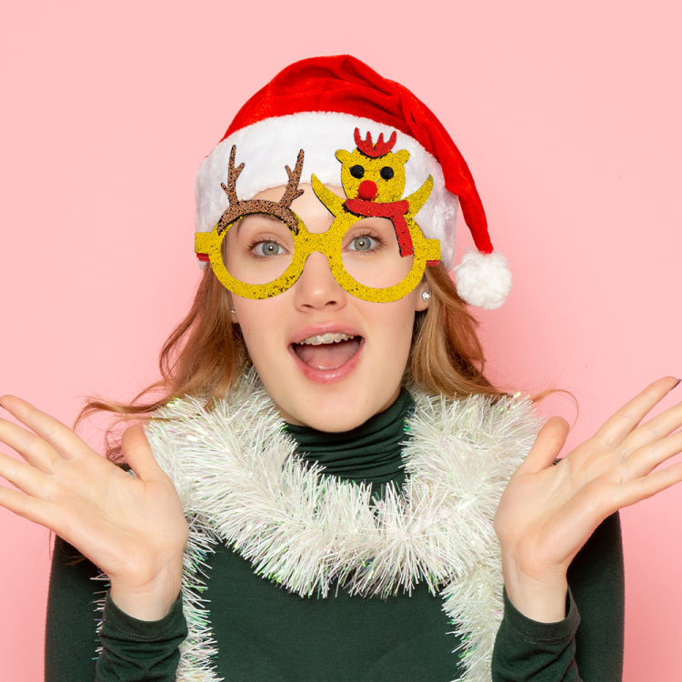 Yılbaşı Temalı Süslü Gözlük Yılbaşı Temalı Süslü Gözlük