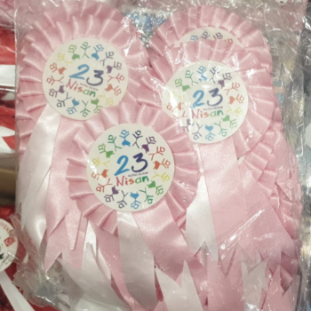 23 NİSAN YAKA KOKART KURDELELİ 25Lİ PEMBE