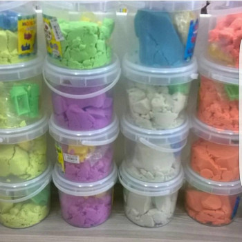 Kinetik Kum 1000gr Kovalı (5+1 adet kalıp hediyeli) Kinetik Kum 1000gr Kovalı (5+1 adet kalıp hediyeli)