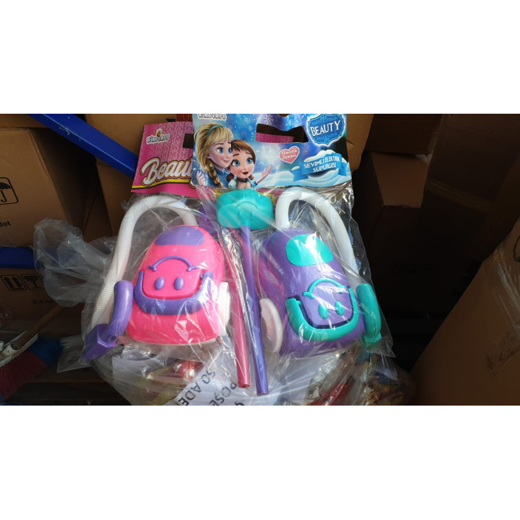 OYUNCAK SÜPÜRGE MAKİNASI