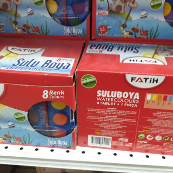 Fatih F-8 Sulu Boya 8 Renk + 1 Fırça Plastik Kutulu Fatih F-8 Sulu Boya 8 Renk + 1 Fırça Plastik Kutulu