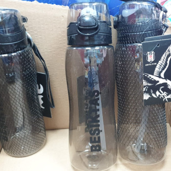 LİSANSLI 23387 TARAFTAR SULUK MATARA 750ML BEŞİKTAŞ LİSANSLI 23387 TARAFTAR SULUK MATARA 750ML BEŞİKTAŞ