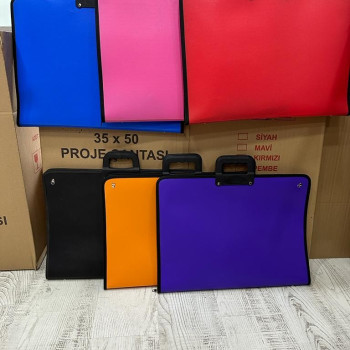 EXTRA RENKLİ PROJE RESİM ÇANTASI 35x50 KARIŞIK RENK DİKİŞLİ EXTRA RENKLİ PROJE RESİM ÇANTASI 35x50 KARIŞIK RENK DİKİŞLİ