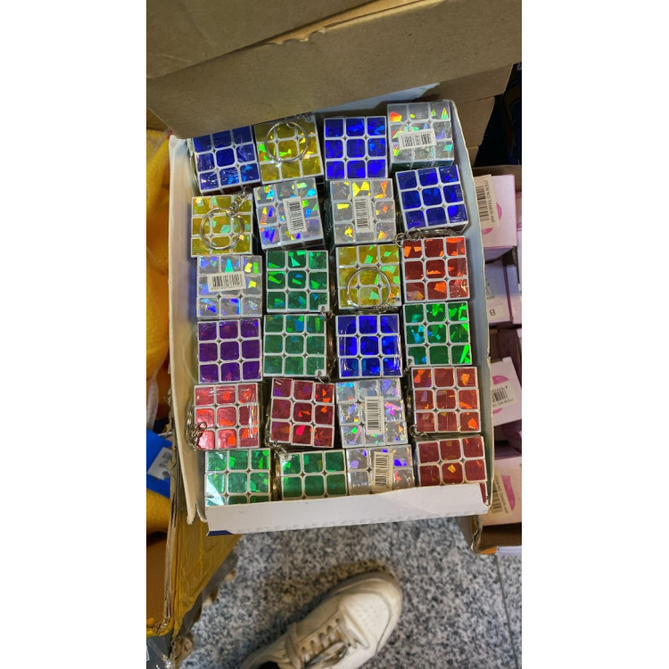 SEDEFLİ RUBİK ZEKA KÜPÜ ANAHTARLIK 24lü 3.5CM