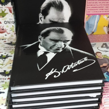ATATÜRK SERT KAPAK GÜNLÜK/HATIRA DEFTERİ *23nisan ATATÜRK SERT KAPAK GÜNLÜK/HATIRA DEFTERİ *23nisan