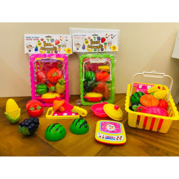 PVC'DE SEPETTE 16 PCS ÇIRTLI MEYVE-SEBZE KESME SETİ PVC'DE SEPETTE 16 PCS ÇIRTLI MEYVE-SEBZE KESME SETİ