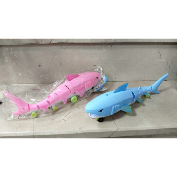 PVC'DE PİLLİ KÖPEK BALIĞI YÜRÜYEN SESLİ IŞIKLI 35CM PVC'DE PİLLİ KÖPEK BALIĞI YÜRÜYEN SESLİ IŞIKLI 35CM