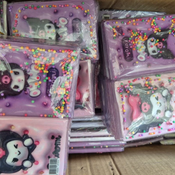 KUROMİ BONCUK KAPAKLI MİNİ DEFTER 12Lİ KUROMİ BONCUK KAPAKLI MİNİ DEFTER 12Lİ