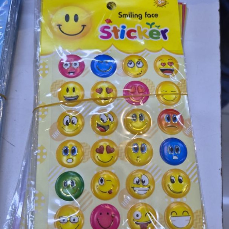 ORTA BOY EMOJİ GÜLENYÜZ KABARTMA STİCKER 20Lİ